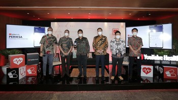 Di Indonesia, YouTube telah memulai kerja sama dengan 14 rumah sakit negeri dan swasta, serta dengan dokter dan kreator konten yang diharapkan dapat menjembatani informasi yang kredibel kepada masyarakat.