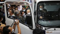 Isuzu Pamer Mobil Listrik Perdana di GIIAS, Bikin Penasaran Menko Airlangga