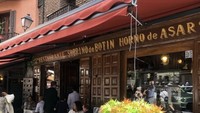 Menyebut restoran tertua di dunia tak bisa meninggalkan Restaurante Botin di Madrid, Spanyol. Restoran ini sudah beroperasi sejak tahun 1725 atau sekitar 297 tahun lalu!