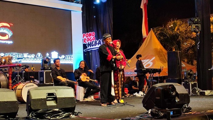 Bupati Ponorogo Sugiri Sancoko.