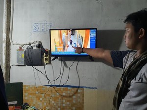Pria Kaki Pincang Gasak 2 HP dan Sepeda Motor di Masjid Pekanbaru
