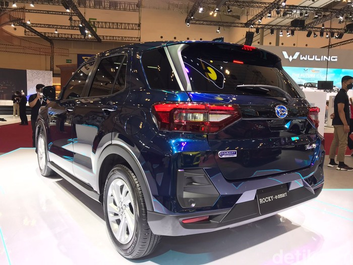 Daihatsu Rocky Hybrid e-smart