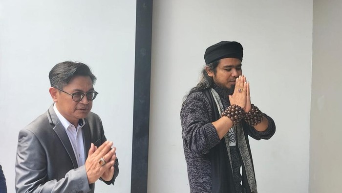 Gus Samsudin di polda jatim