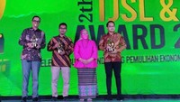 Ajang TJSL & CSR Award 2022 ini diselenggarakan oleh BUMN Track bekerjasama dengan Indonesia Shared Value Institute (ISVI).