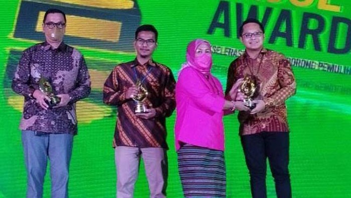 Ajang TJSL & CSR Award 2022 sukses digelar di Jakarta. Sejumlah perusahaan meraih penghargaan. Salah satunya adalah PT JIEP.