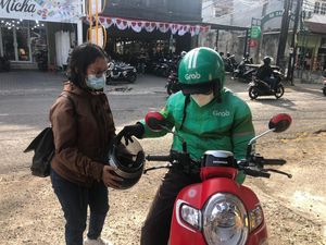 Siap-siap! Tarif Ojol Grab Naik Mulai Sabtu 10 September