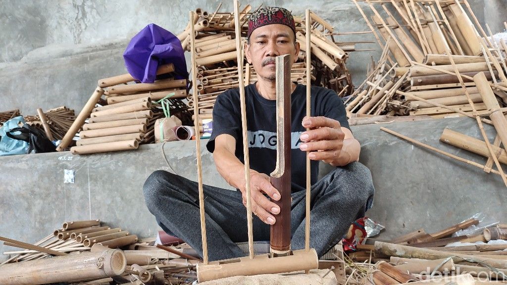 Kampung Angklung di Ciamis