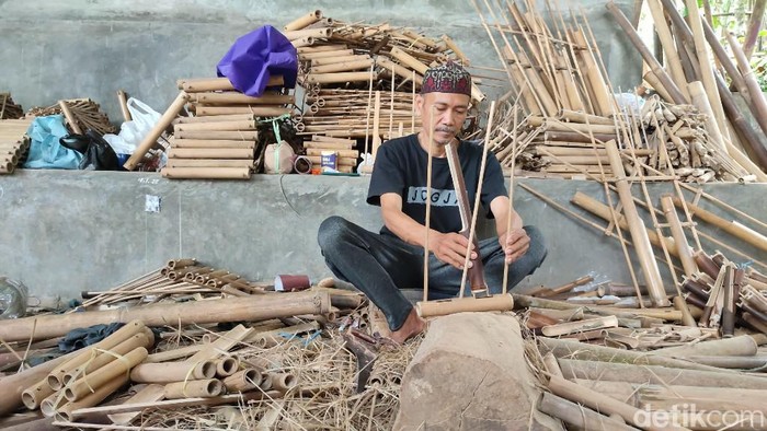 Kampung Angklung di Ciamis