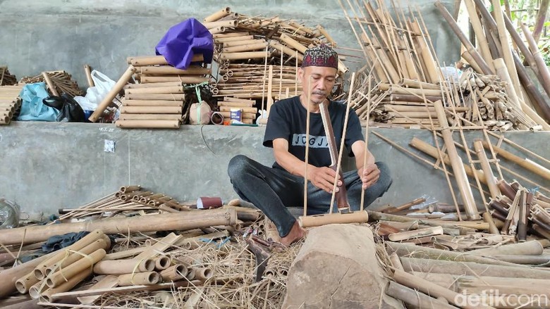 Kampung Angklung di Ciamis Kampung Angklung di Ciamis