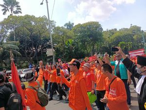 Dipimpin said Iqbal, Partai Buruh Tiba di KPU untuk Daftar Pemilu 2024