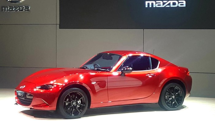 Mazda MX-5 datang ke GIIAS 2022 dan dibanderol dengan harga tak lebih dari Rp 900 juta.