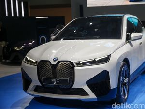 Mobil Listrik BMW Katanya Banyak Pesanan di RI, Tapi Kok Penjualan Nggak Ada?