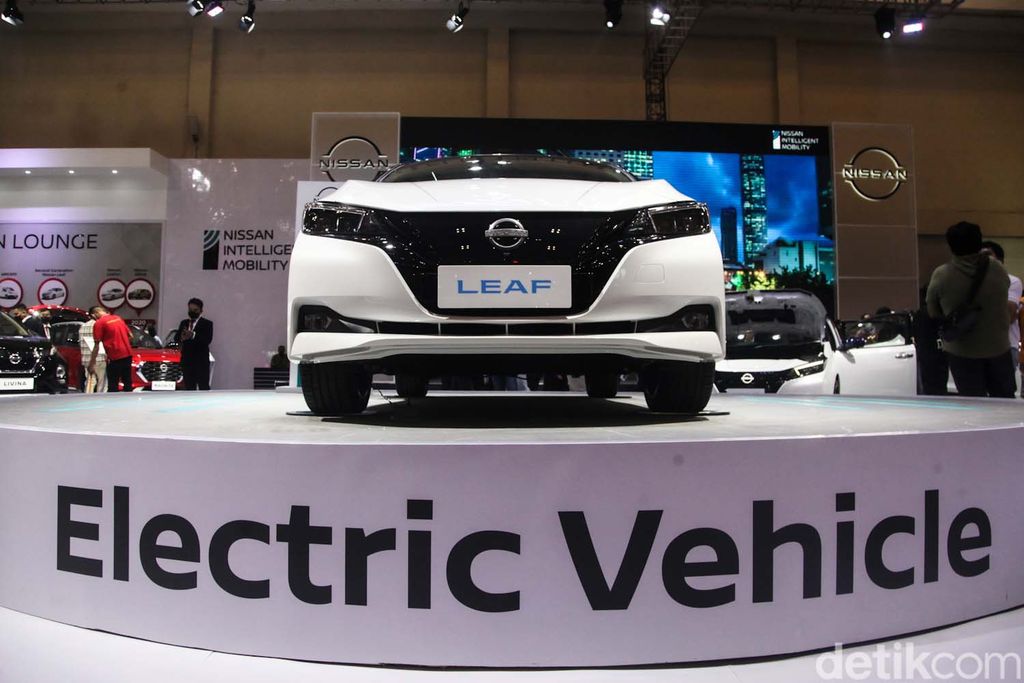 Nissan memberikan penyegaran terhadap kendaraan listrik Nissan Leaf di GIIAS 2022. Seperti apa?