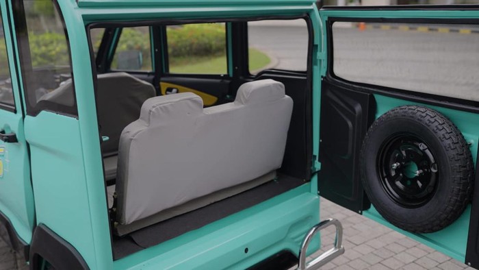 Mobil Listrik Roda 3 Selis
