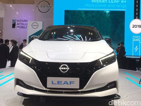 Nissan di GIIAS 2022 memperlihatkan All-New Nissan LEAF, Nissan Kicks e-Power dan Nissan New Terra VL 2.5 (4x4).
