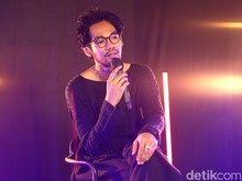Oslo Ibrahim Curhat Galau Lagi, Kali Ini Lewat Another Heartbreak Oslo Ibrahim Curhat Galau Lagi, Kali Ini Lewat Another Heartbreak