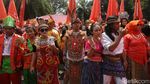 Penampakan Massa Partai Buruh Daftar Pemilu-Penuhi Jalan di Depan KPU