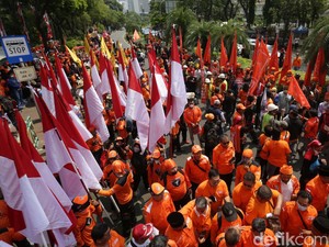 Ratusan Ribu Buruh Siap Turun ke Jalan Peringati May Day, Ini Tuntutannya