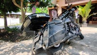 Kecelakaan ini melibatkan satu unit motor Harley Davidson bernomor polisi D 2525 DE dan sebuah motor matik Honda Beat nomor polisi AB 3701 AQ. Foto: Jalu Rahman Dewantara/detikJateng
