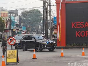 Rombongan Wakapolri Tiba di Mako Brimob Jelang Sambo Diperiksa Komnas HAM