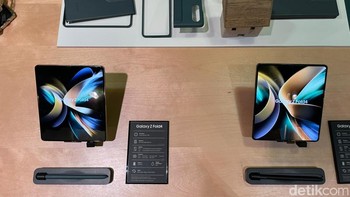 Aksesori Galaxy Z Fold 4. Foto: Agus Tri Haryanto/detikINET