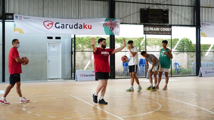 Seleknas Indonesia Patriots 2022 Dimulai dari Jakarta PP Perbasi menggelar Seleksi Nasional (Seleknas) Timnas Basket Indonesia. DKI Jakarta dipercaya untuk menjadi tuan rumah pertama.