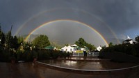 Berikutnya, pelangi ganda muncul di langit Utah, Amerika Serikat, pada 13 Juli 2013.
