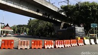 Gladi kotor diikuti oleh semua pihak yang terlibat dalam upacara, termasuk Pasukan Pengibar Bendera (Paskibra), Pasukan Pengamanan Presiden (Paspampres), dan pasukan dari tiga matra TNI.