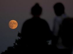 Pesona Supermoon Terakhir di 2022