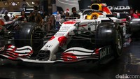 PT Honda Prospect Motor mengusung ikut memeriahkan ajang GIIAS 2022 yang berlangsung pada 11-21 Agustus 2022 di ICE, BSD, Tangerang Selatan, Jumat (12/8/2022). PT Honda Prospect Motor memboyong mobil F1 ysng dikendarai Max Verstappen menjadi juara dunia tahun 2021 dengan Livery spesial yang digunakan pada GP Turki tahun yang sama.