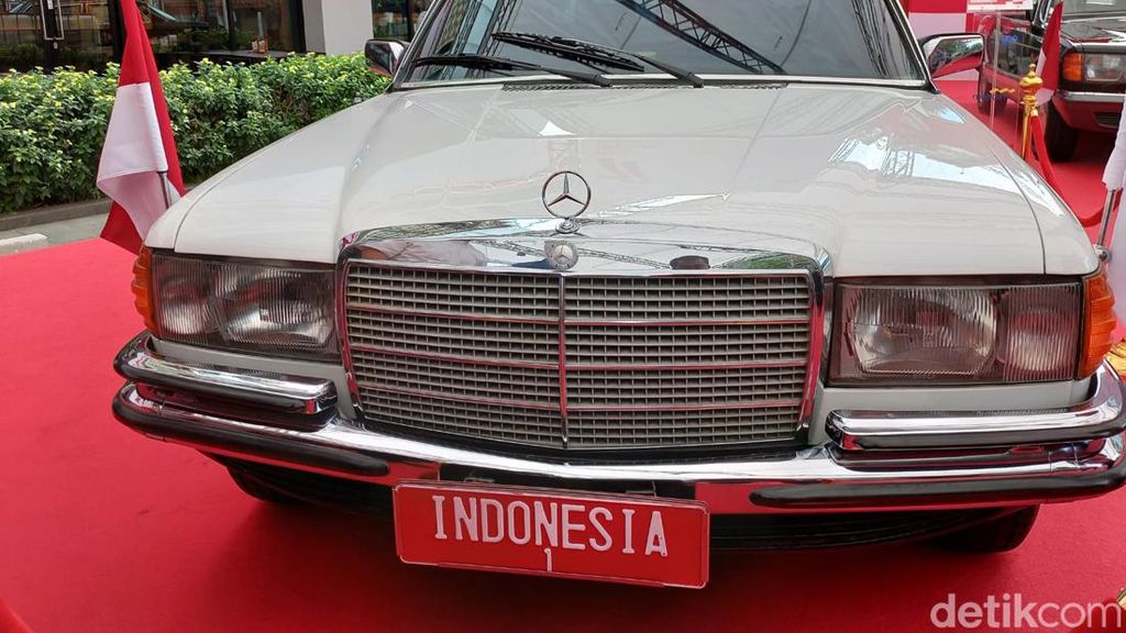 Mobil Kepresidenan Era Sukarno hingga Jokowi Dipamerkan di Sarinah