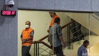 Ini momen saat Bupati Pemalang Mukti Agung Wibowo ditetapkan sebagai tersangka oleh KPK, Jumat (12/8/2022).