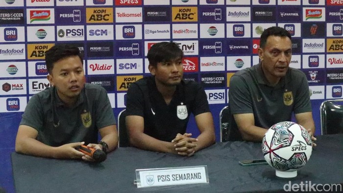 Pelatih PSIS Semarang Sergio Alexandre