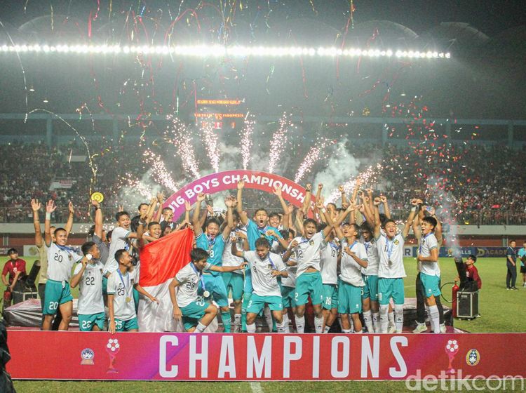 Momen Spesial Timnas Indonesia Juarai Piala AFF U-16 2022