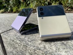 Perbandingan Samsung Galaxy Z Flip 4 vs Flip 3, Keren Mana?
