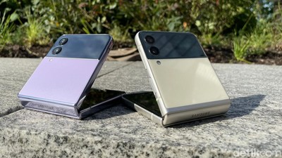 Perbandingan Samsung Galaxy Z Flip 4 vs Flip 3, Keren Mana?
