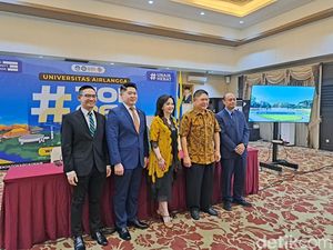 Hebat! Sekeluarga Raih Gelar Doktor di FH Unair-Cetak Rekor MURI