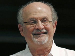 Kondisi Terkini Salman Rushdie, Penulis Ayat-ayat Setan Ditikam Berulang Kali