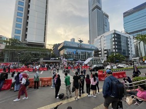 Arena Citayam Fashion Week Dipadati Warga Sore Ini, Begini Suasananya
