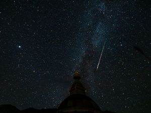 Fenomena Langit November 2023: Fase Bulan dan Hujan Meteor
