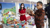 ABC Woodentoys merupakan UMKM binaan YDBA dari Yogyakarta yang memproduksi permainan edukasi. Dalam menjalankan bisnisnya, UMKM tersebut menyerap kaum difabel sebagai SDMnya.
