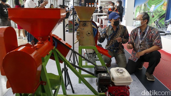 Upaya Dorong Produk-produk Dalam Negeri dan UMKM Yayasan Dharma Bhakti Astra (YDBA) lewat UMKM binaannya turut meramaikan ajang GIIAS 2022 di Tangerang Selatan.