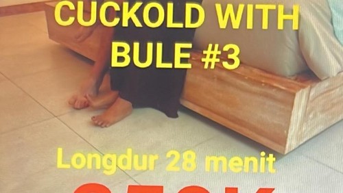 Salah satu pose Tersangka Ni Kadek DKS dalam kondisi hamil