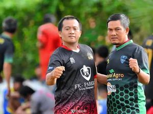 Tangis Keluarga Pecah Saat Pesepakbola Tewas Tersambar Petir