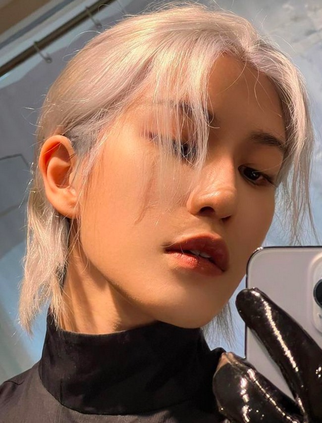 Hakken Ryou menyapa penggemarnya di Jakarta. Cosplayer asal Malaysia itu muncul di acara peluncuran gim MMORPG saat Tower of Fantasy Indonesia Game Festival 2022 di Mal Taman Anggrek, Jakarta, Sabtu (13/8/2022). (Foto: Instagram/@_hakkencoser_)