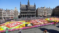 Hamparan Bunga Hiasi Grand Place Belgia, Indah Banget!