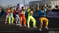 Lebih lanjut Andhika menjelaskan rangkaian kegiatan Jakarnaval ini telah berlangsung sejak Jumat (5/8) di Pasar Seni Ancol dengan Talk Show Road to Jakarnaval bertemakan Pariwisata Urban.