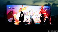 Sebagai informasi, sejak gelaran pertama pada tahun 1999, kegiatan Jakarnaval menjadi parade karnaval tahunan terbesar di Jakarta yang diselenggarakan oleh Pemprov DKI Jakarta sebagai ajang selebrasi kreativitas dari berbagai unsur komunitas dan latar belakang yang selama ini menjadi bagian dari denyut nadi Jakarta.