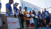 Dalam rangka memeriahkan MJM 2022, Bank Mandiri melalui program Tanggung Jawab Sosial dan Lingkungan juga melaksanakan beragam inisiatif. Di antaranya perbaikan jalan, lomba desa bersih, pasar murah, pemberian paket sembako, dan sepatu untuk anak-anak sekolah.
