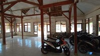 Bangunan tersebut menjadi kebanggaan tersendiri bagi warga Rengasdengklok. Namun kondisinya begitu memprihatinkan.